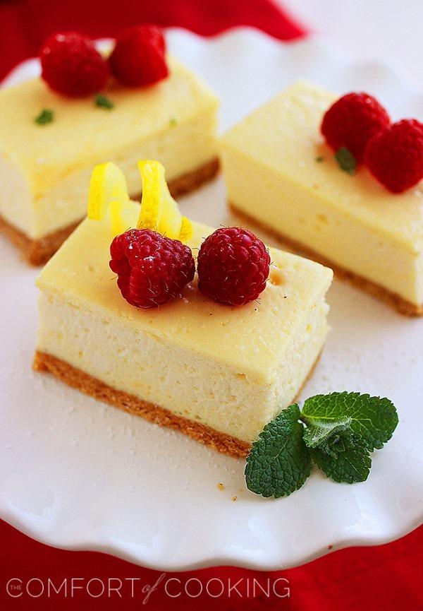 Lemon Cheesecake Bars – Best cheesecake I’ve ever made! These luscious lemon cheesecake bars with fresh berries are amazing! | thecomfortofcooking.com