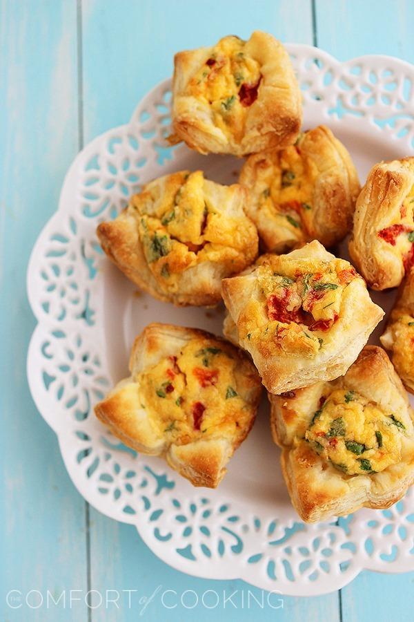 Mini Puff Pastry Quiche – Bake a batch of mini puff pastry quiche for Mother's Day, or for a special spring brunch any weekend! | thecomfortofcooking.com