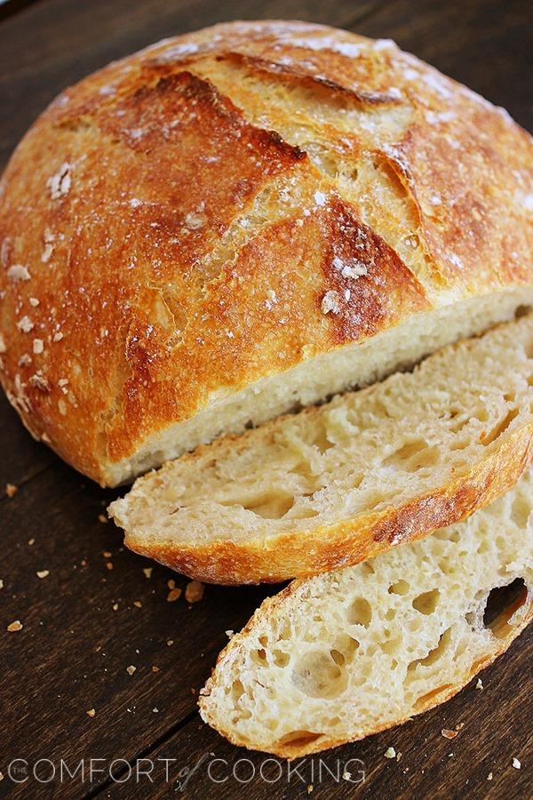 Easy Dutch Oven Bread with Roasted Garlic and Rosemary {No-Knead