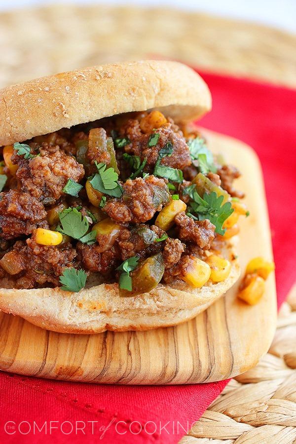 Spicy Tex-Mex Sloppy Joes – Kick up the spice in your weeknights with these scrumptious, easy Tex-Mex sloppy joes! | thecomfortofcooking.com