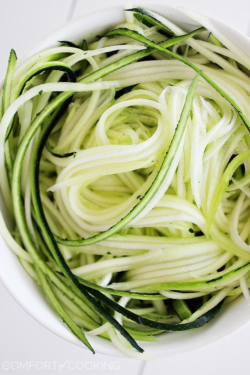 Creamy Lemon Zucchini Noodles with Tomatoes – These “noodles” are low-carb, fun to make, and delish for a light meal!| thecomfortofcooking.com