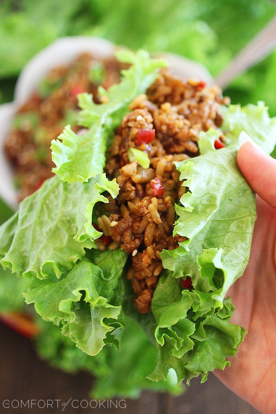 Slow Cooker Asian Chicken Lettuce Wraps – Simmer these delicious, low-carb Asian chicken lettuce wraps in your slow cooker for a fresh & healthy home-cooked meal! | thecomfortofcooking.com