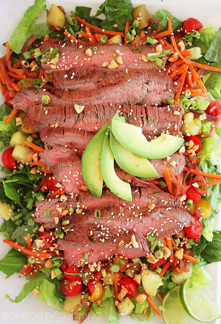Spicy Thai Steak Salad – Kick up the spice with this scrumptious steak salad, full of fresh veggies and drizzled with a cilantro-lime dressing! | thecomfortofcooking.com