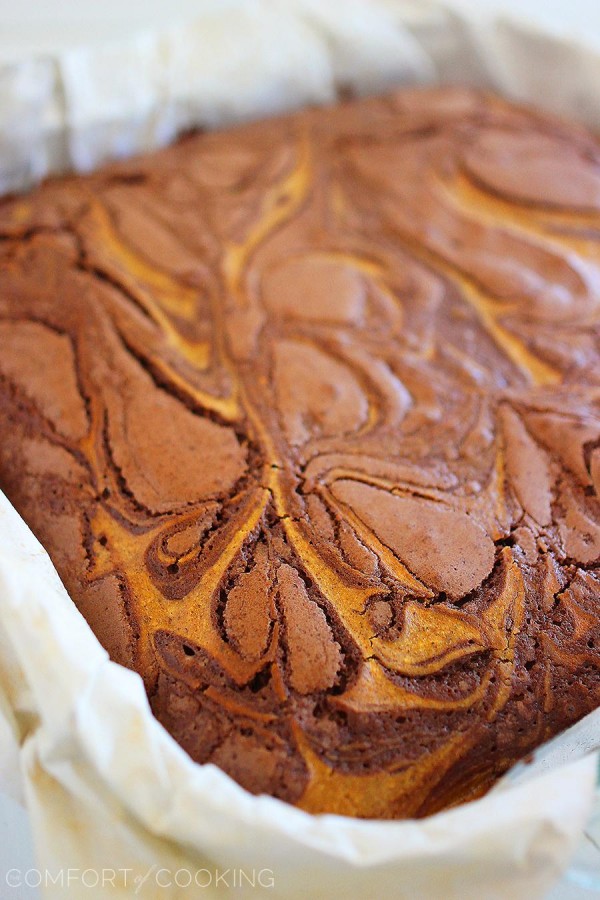 Easy Pumpkin Swirl Chocolate Brownies – Decadent, soft and gooey chocolate brownies with a creamy pumpkin swirl are so delish and unique! | thecomfortofcooking.com