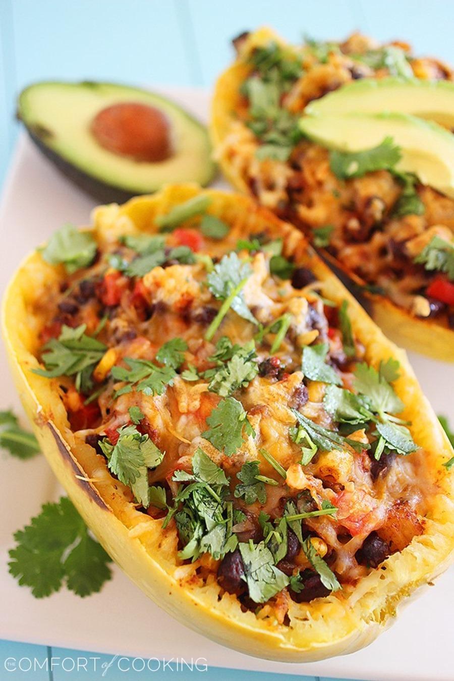 Southwestern Stuffed Spaghetti Squash – This hearty, healthy spaghetti squash stuffed with zesty Mexican flavors is perfect for putting a twist on your typical weeknight meals! | thecomfortofcooking.com