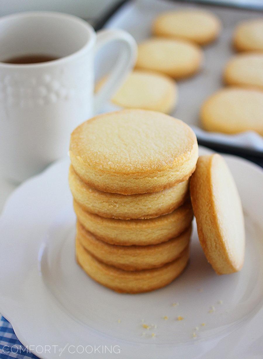 3-Ingredient Shortbread Cookies – Buttery, crumbly old fashioned shortbread cookies, just 3 ingredients and 10 minutes needed to make! | thecomfortofcooking.com