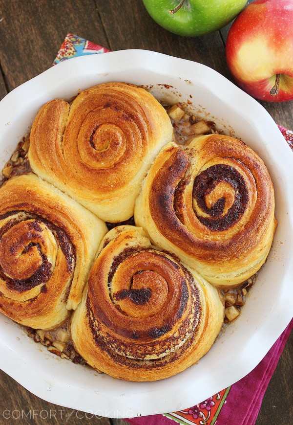 Easy Apple Pecan Sticky Buns – These super easy, soft and gooey apple pecan sticky buns are perfect for a special holiday breakfast! | thecomfortofcooking.com