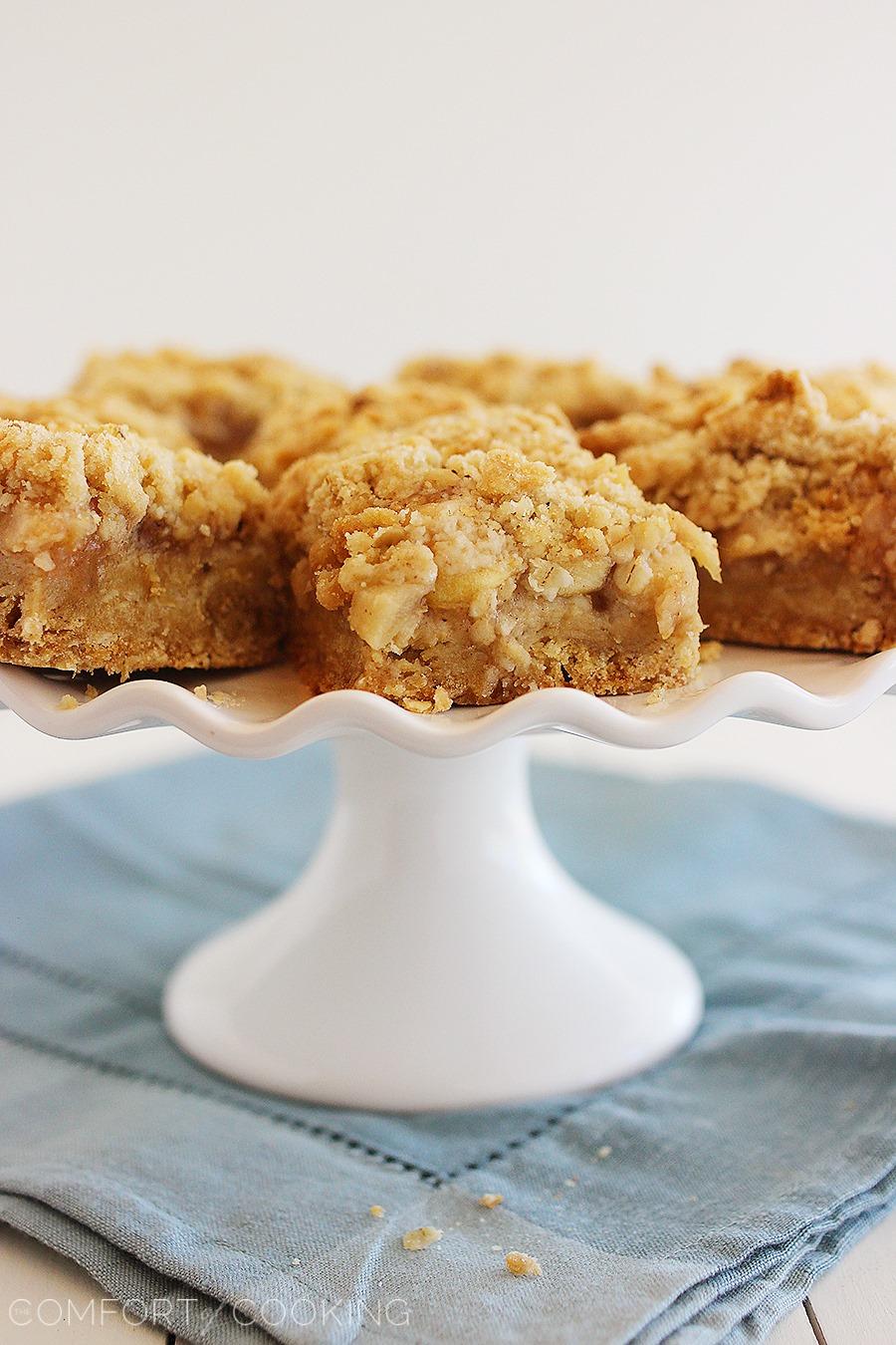 Spiced Apple-Caramel Crumble Bars – These soft, sweet caramel apple bars with a buttery shortbread crust are easier than pie! | thecomfortofcooking.com