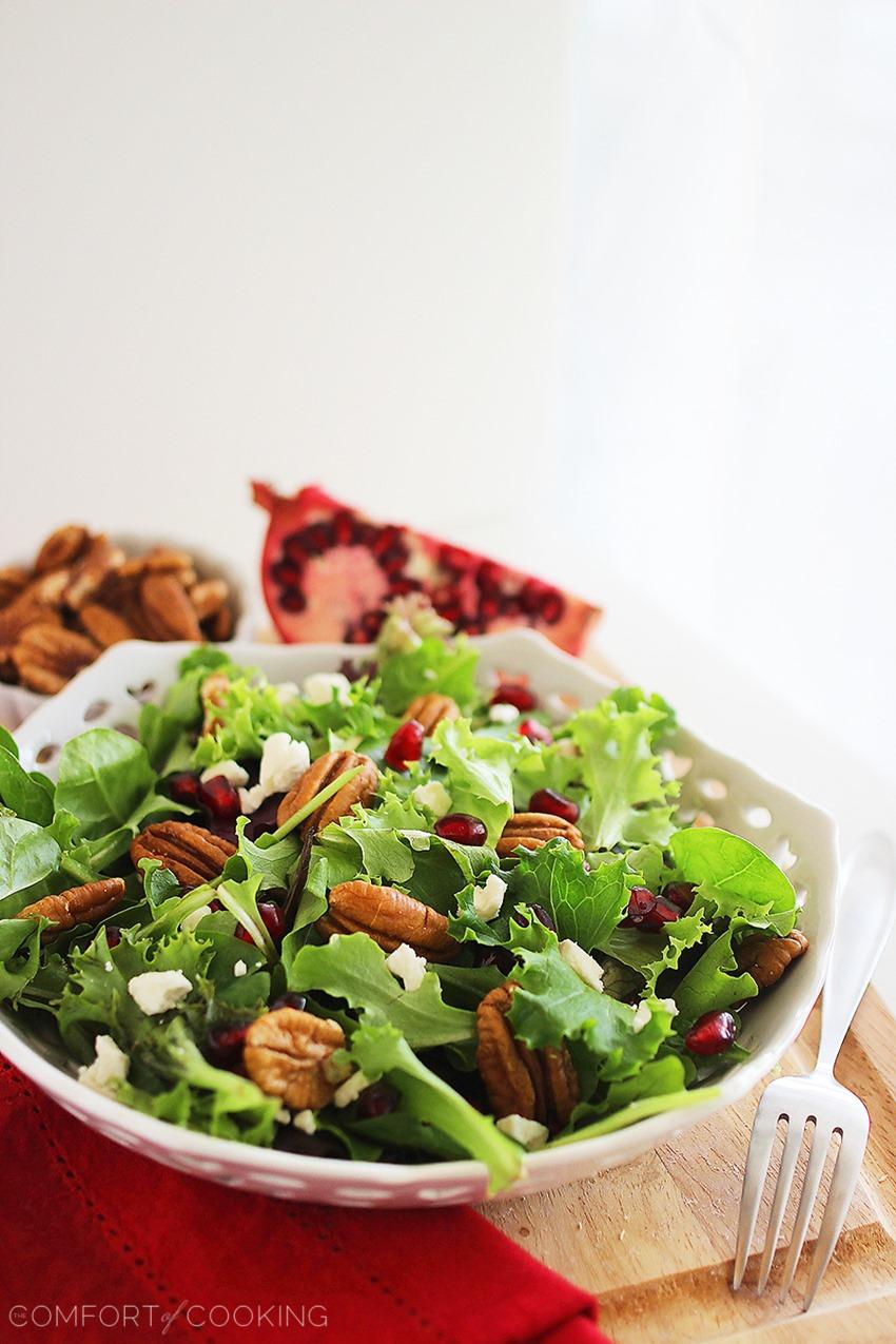 Mixed Green Salad with Pomegranate Seeds, Feta and Pecans – Perfect for a light and colorful holiday side dish! | thecomfortofcooking.com