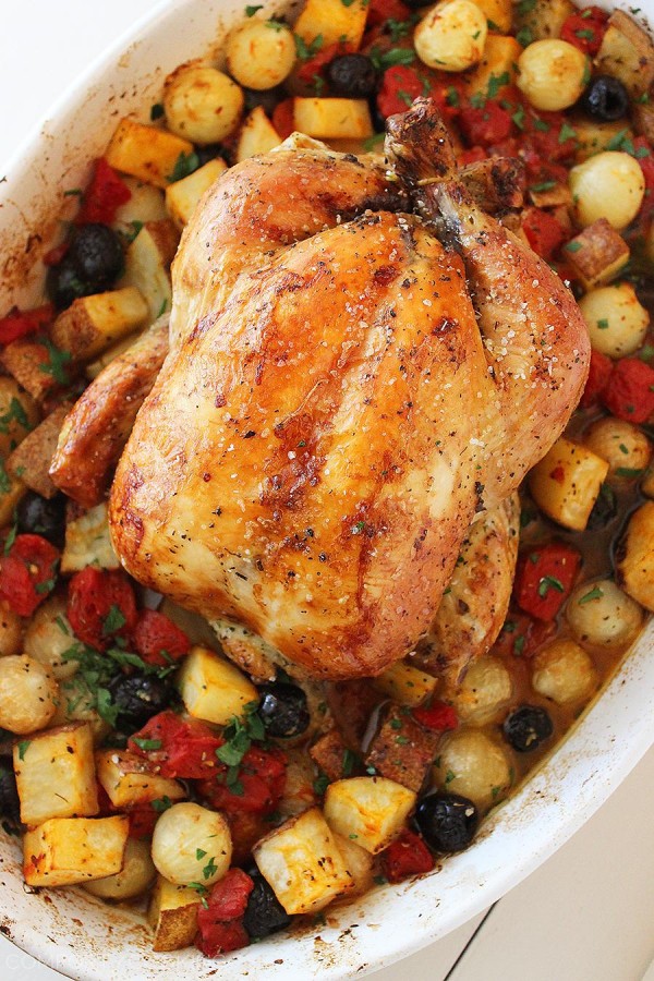 Pesto Roasted Chicken with Potatoes, Olives and Onions – Warm, scrumptious comfort food in one big pan, and perfect for weeknights and special occasions! | thecomfortofcooking.com