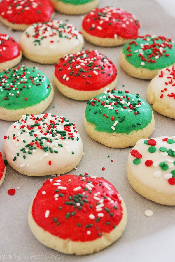 Soft Frosted Lofthouse-Style Cookies – Buttery soft Lofthouse cookies made easily from scratch! Just like store bought, but better. | thecomfortofcooking.com