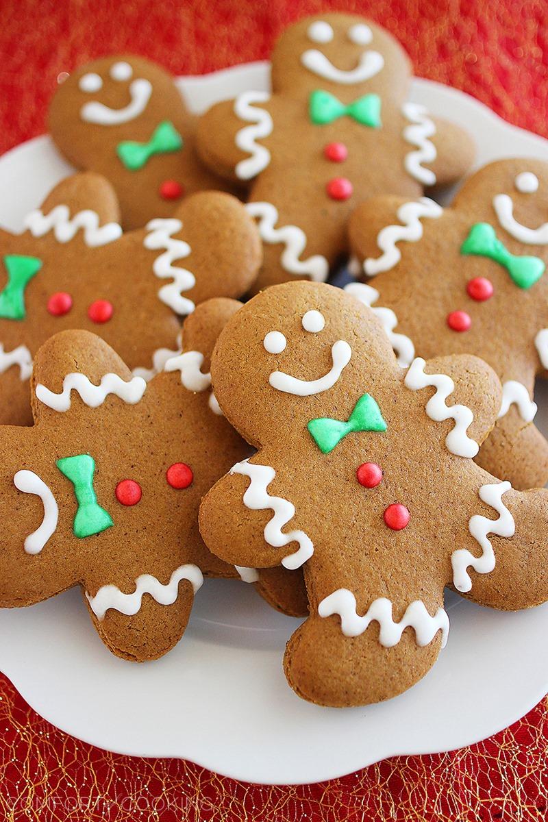 Spiced Gingerbread Man Cookies – Soft, festive gingerbread man cookies with warm winter spices – made easily from scratch! | thecomfortofcooking.com