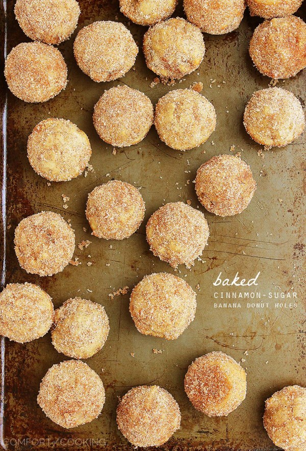 Baked Cinnamon-Sugar Banana Donut Holes – These soft, buttery banana bites are SO easy and pair perfectly with your morning coffee! | thecomfortofcooking.com