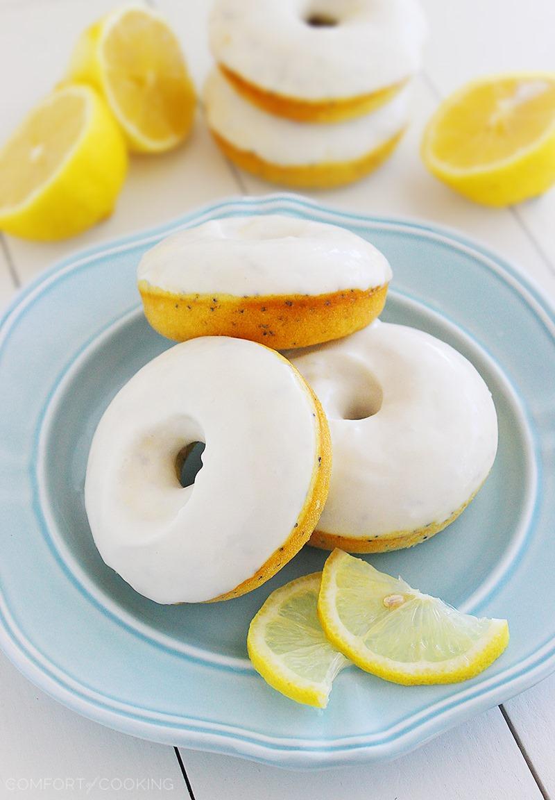 Lemon Poppy Seed Donuts with Vanilla Glaze – Bake a batch of these sunny, super soft lemon poppy seed donuts to brighten up your weekend! | thecomfortofcooking.com