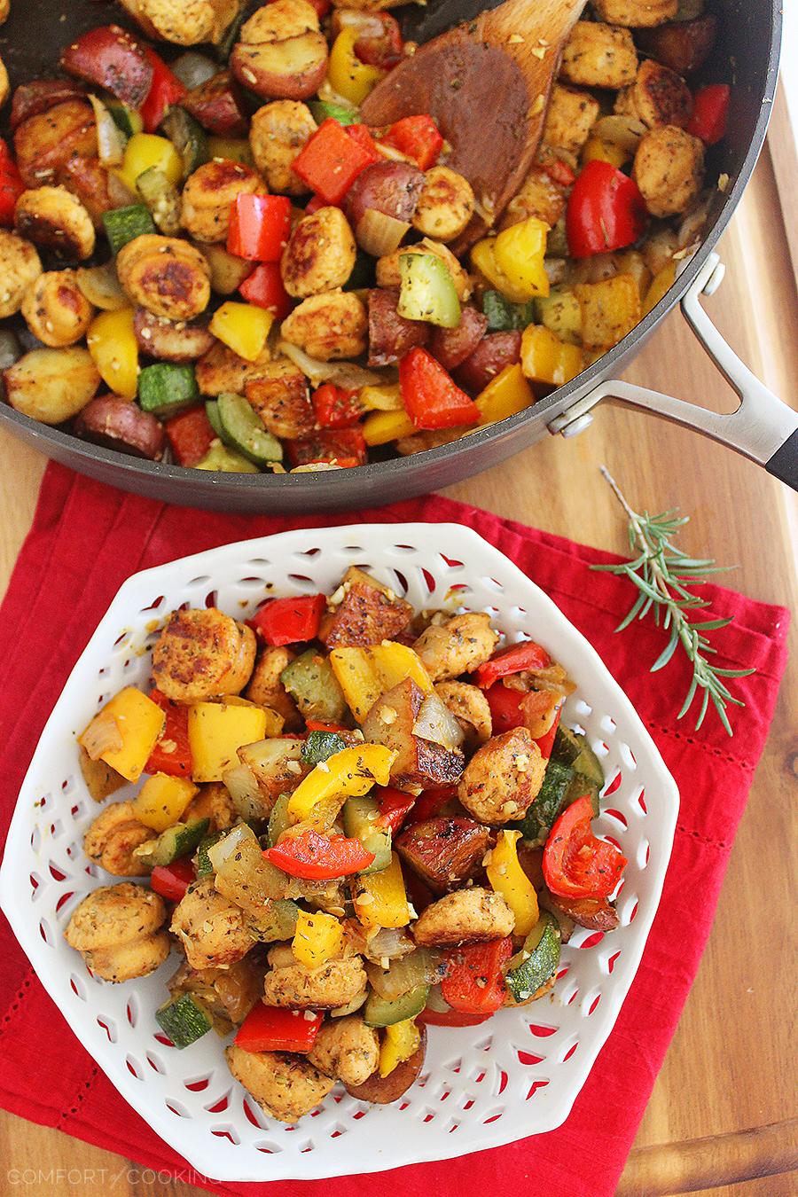 Summer Vegetable, Sausage and Potato Skillet – Sizzle up a skillet full of healthy, delicious goodness with summer vegetables, potatoes and chicken sausage! It's one of our favorite easy weeknight meals. | thecomfortofcooking.com