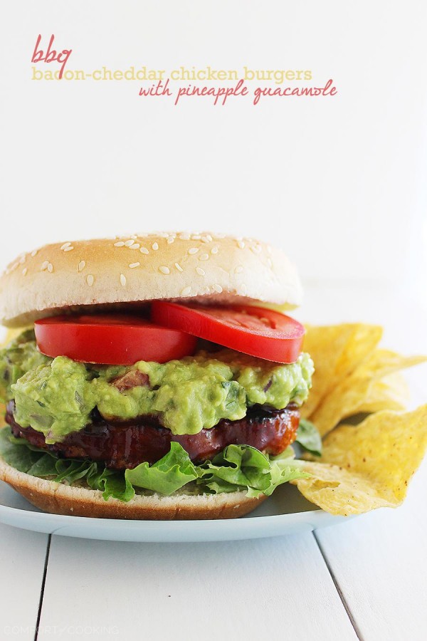 BBQ Bacon-Cheddar Chicken Burgers with Pineapple Guacamole – These sweet and salty BBQ chicken burgers with pineapple guacamole are irresistibly good, healthy and easy to make! | thecomfortofcooking.com