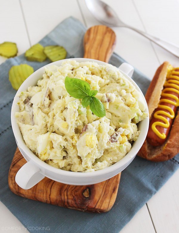 Simple Southern Potato Salad – Creamy, cool potato salad goes perfectly with all your BBQ favorites! This easy recipe is my best-ever batch and uses fresh ingredients. | thecomfortofcooking.com