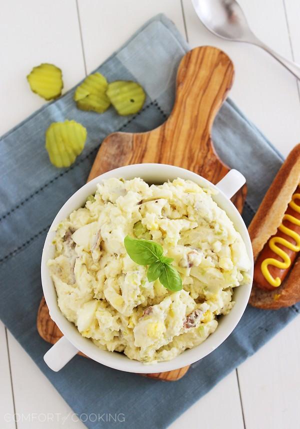 Simple Southern Potato Salad – Creamy, cool potato salad goes perfectly with all your BBQ favorites! This easy recipe is my best-ever batch and uses fresh ingredients. | thecomfortofcooking.com