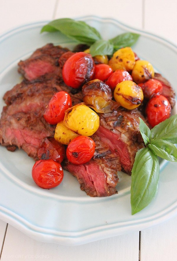 Skillet Skirt Steak with Balsamic Cherry Tomatoes – Tender skirt steak with sweet, tangy tomatoes makes for a mouthwatering homemade meal with restaurant-quality flavor! | thecomfortofcooking.com