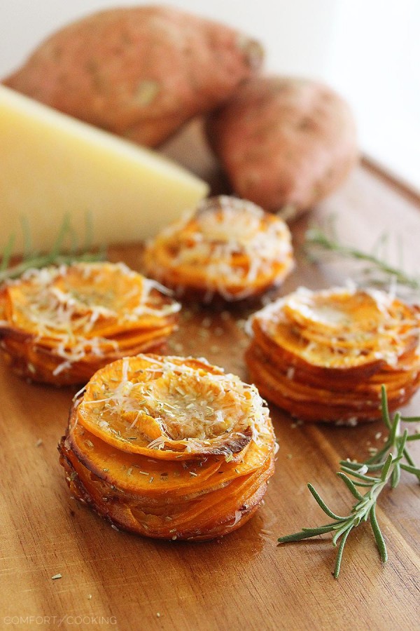 Crispy Parmesan-Rosemary Sweet Potato Stacks – These crisp, buttery Parmesan-rosemary sweet potato stacks are SO delicious and only need 4 ingredients! | thecomfortofcooking.com