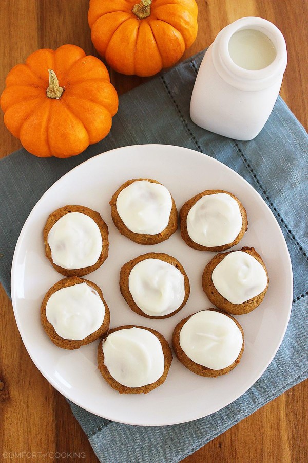 One-Bowl Frosted Pumpkin Gingerbread Cookies – These super soft cookies are made from scratch, full of spices and coated with a creamy 2-ingredient frosting. | thecomfortofcooking.com