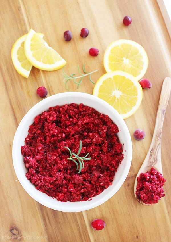 Quick & Easy Cranberry Orange Relish – This tangy, sweet cranberry orange relish is a must-have for our holiday feasts... and only takes 5 minutes to make! | thecomfortofcooking.com