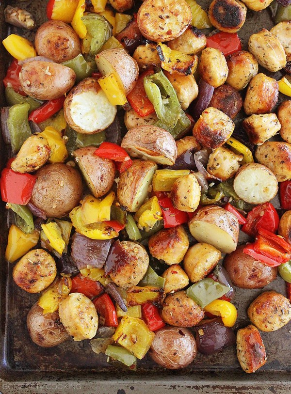 Roasted Chicken Sausage, Peppers and Potatoes – We are addicted to this sausage, potato and pepper dish! It's a healthy, colorful and protein-packed pan full of deliciousness and so easy to make. Just chop, toss and roast. Dinner is done! | thecomfortofcooking.com