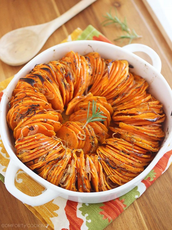 Crispy Roasted Rosemary Sweet Potatoes – Crispy, healthy and delicious side that's a cinch to make! Shallots make the potatoes extra aromatic and full of flavor. So good!| thecomfortofcooking.com