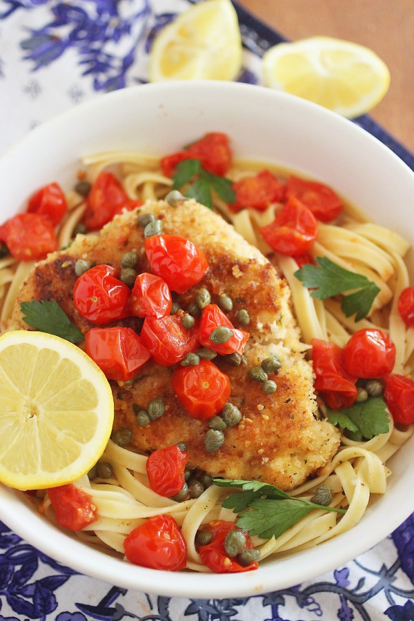 The light, lemony butter-wine sauce and tomatoes make this chicken scallopini easy but elegant, and irresistibly good! | thecomfortofcooking.com