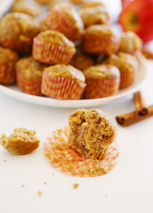 Apple Cinnamon Sweet Potato Mini Muffins - Soft whole wheat muffins with fresh sweet potato and apple bake up a delicious, healthy breakfast! | thecomfortofcooking.com