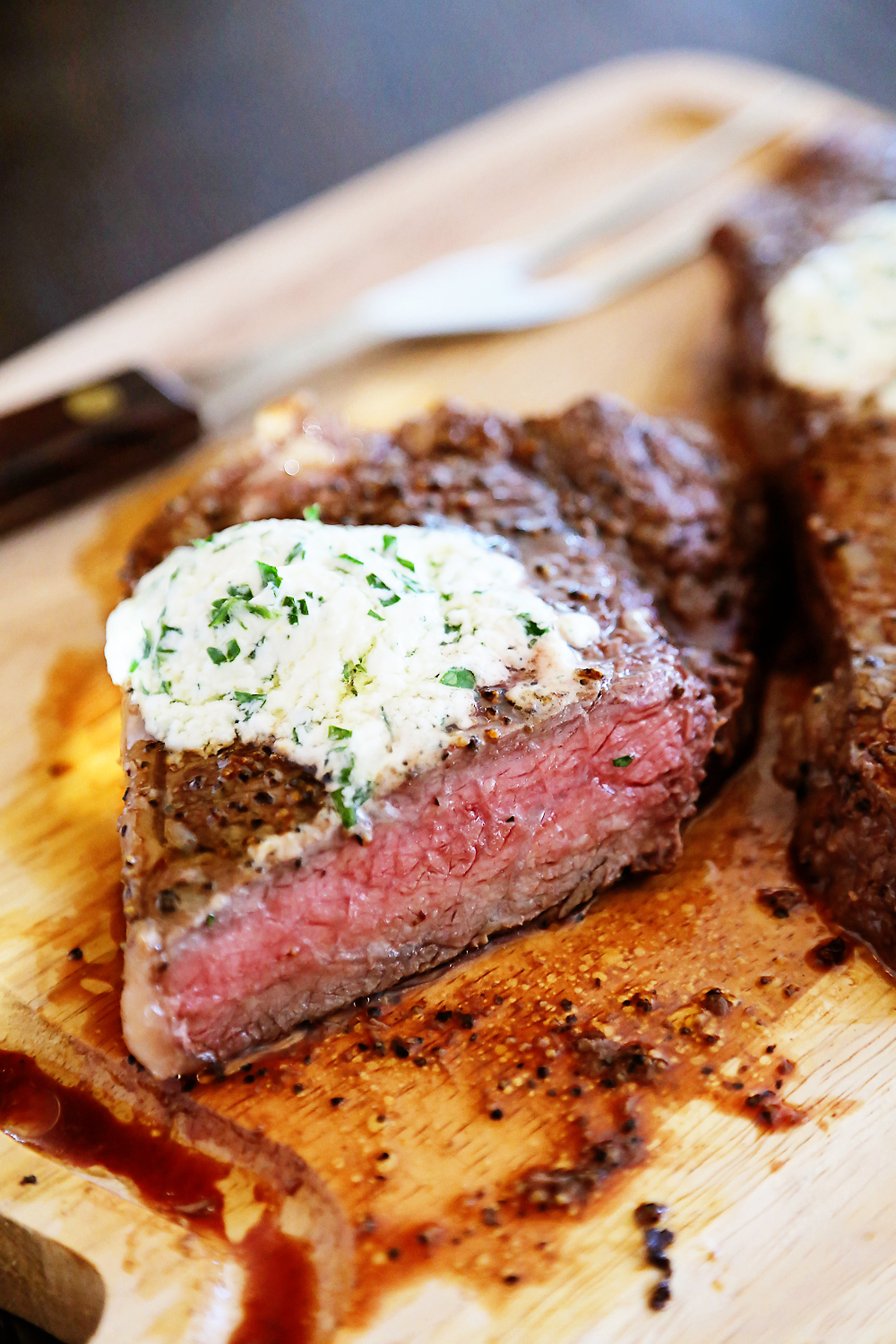 Skillet Steaks with Gorgonzola Herb Butter – Best steak we’ve ever cooked at home! Sizzle in a skillet + top with a creamy gorgonzola herb butter. | thecomfortofcooking.com