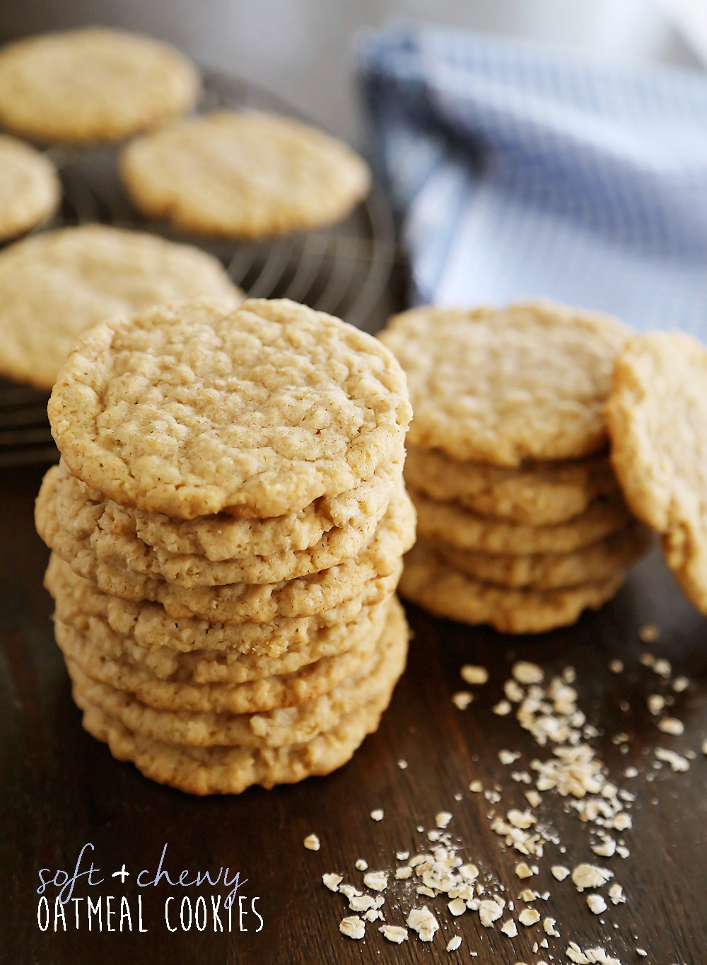 Old Fashioned Soft and Chewy Oatmeal Cookies - Buttery soft, old-fashioned vanilla oatmeal cookies that melt in your mouth! Thecomfortofcooking.com