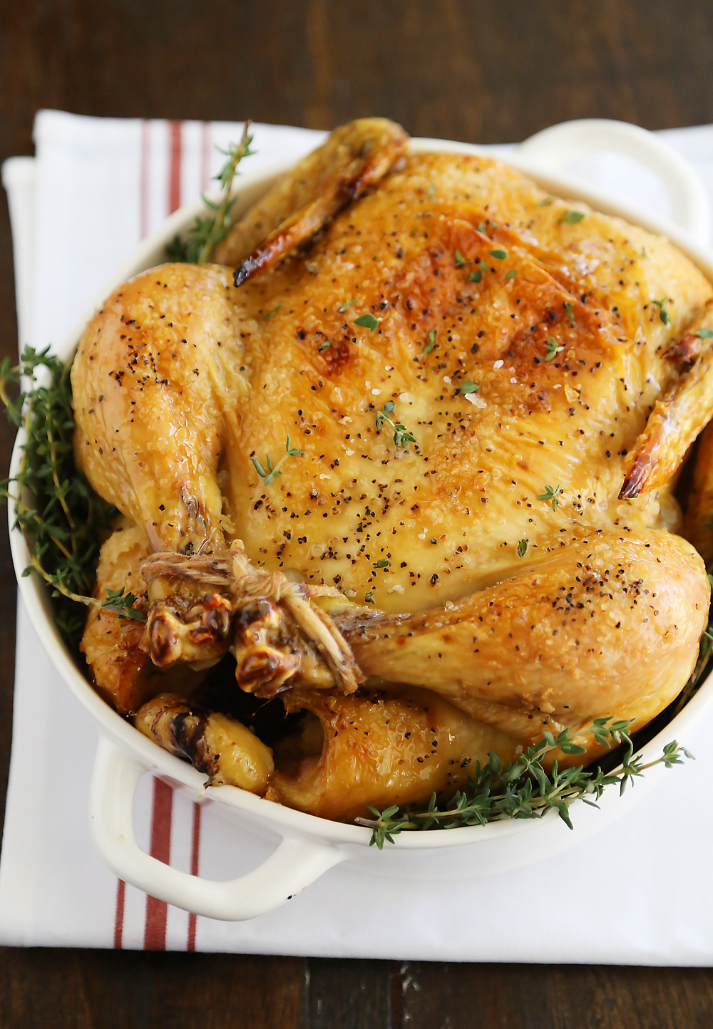 Thomas Keller [3-Ingredient] Roasted Chicken – So easy, crisp and juicy! No butter or oil. You’ll be amazed at the ingredients! Thecomfortofcooking.com