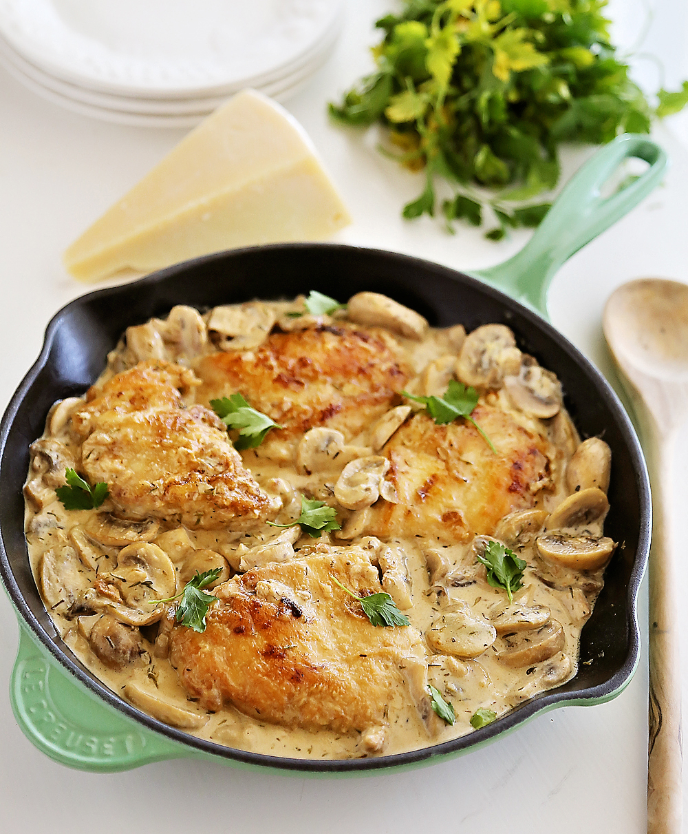 Creamy Chicken and Mushroom Skillet - Delicious chicken dinner in a mushroom cream sauce, made easily in one skillet. Serve with pasta and salad! Thecomfortofcooking.com