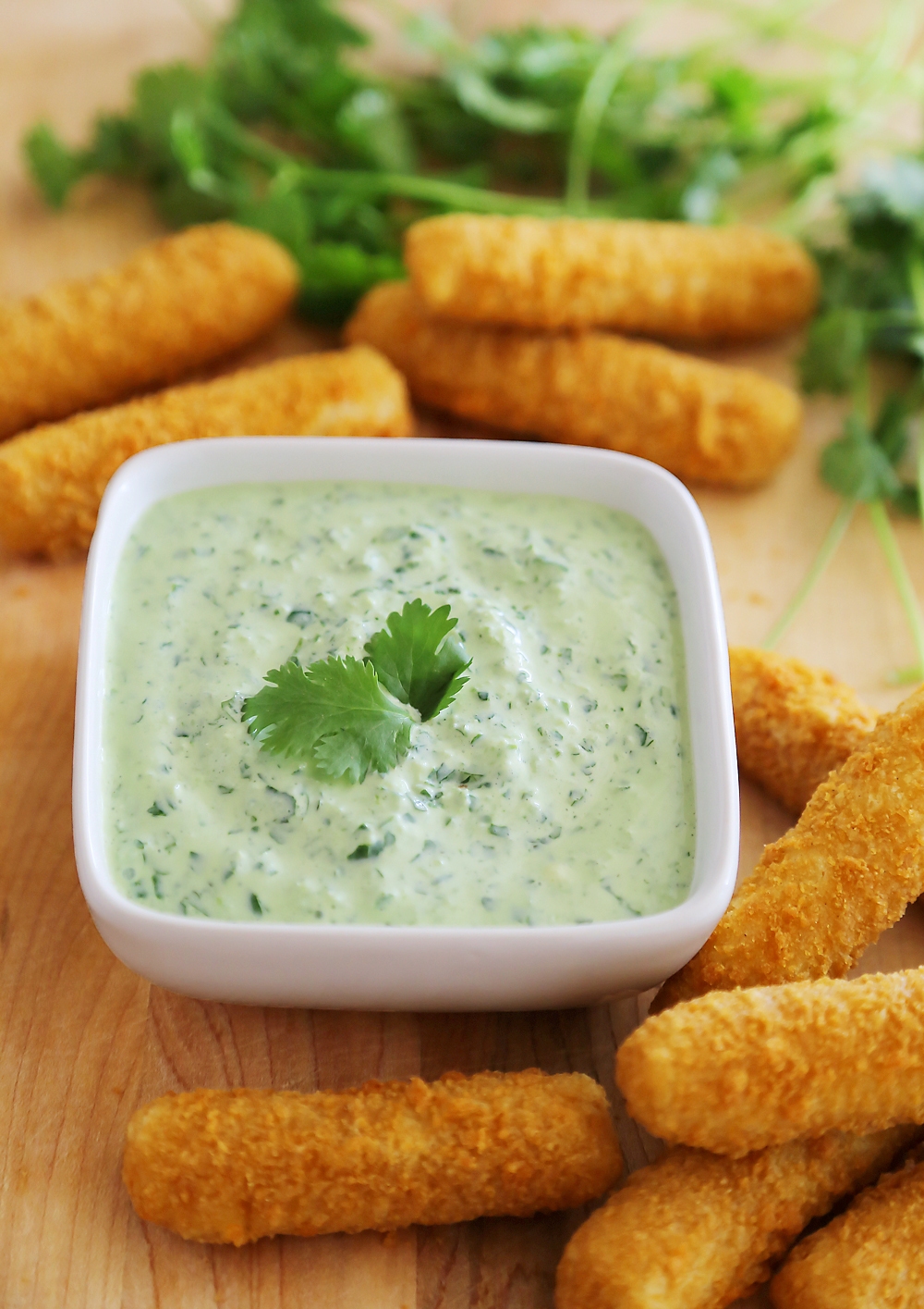 Creamy Cilantro Jalapeño Sauce - Cool, creamy + EASY blender sauce with fresh cilantro and zesty jalapeno! Thecomfortofcooking.com