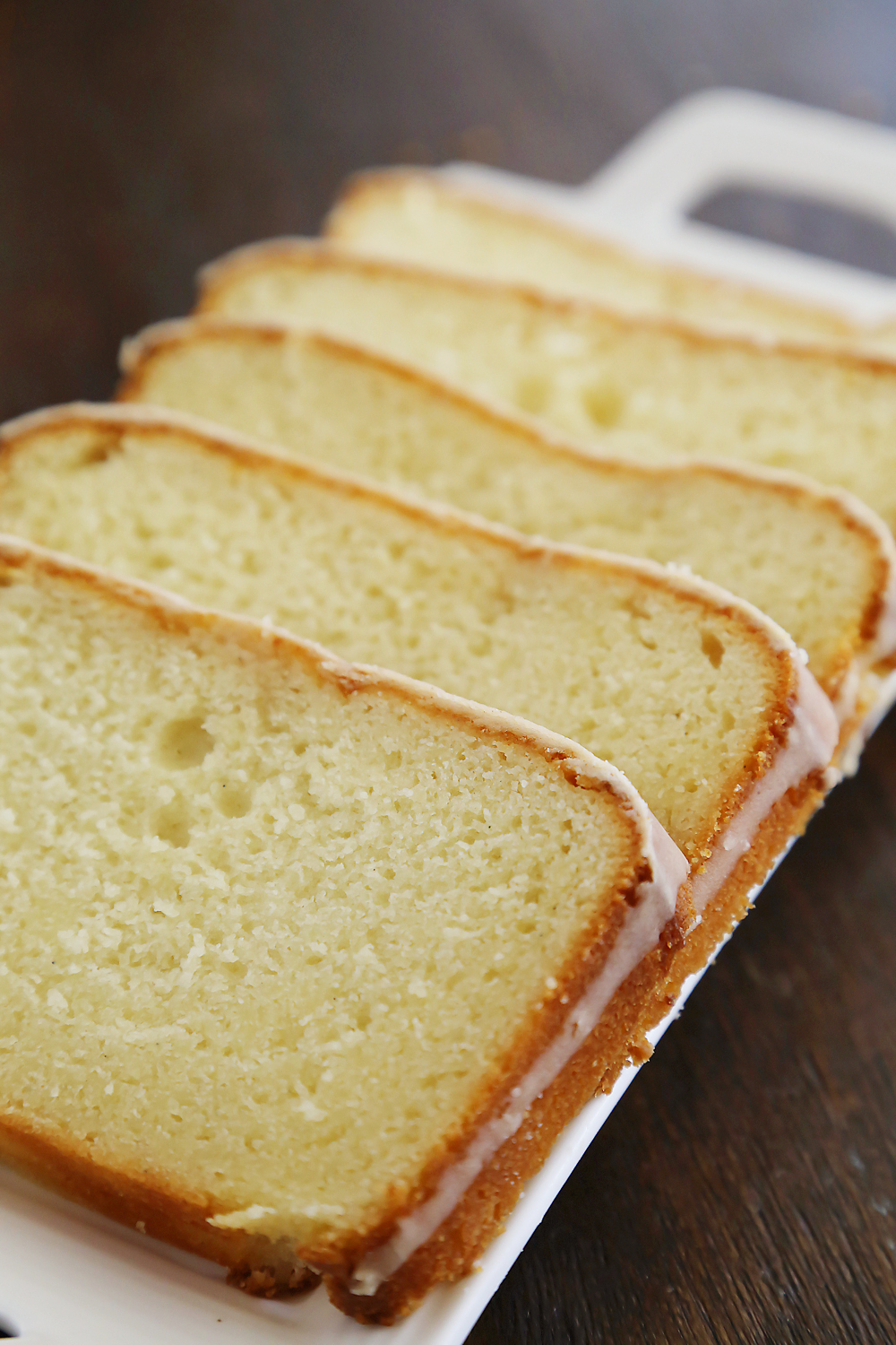 Vanilla Ricotta Pound Cake with Maple Glaze - Super moist, buttery vanilla pound cake with a spiced maple-cinnamon glaze. Thecomfortofcooking.com