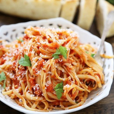 5-Ingredient Butter Roasted Tomato Sauce with Linguine
