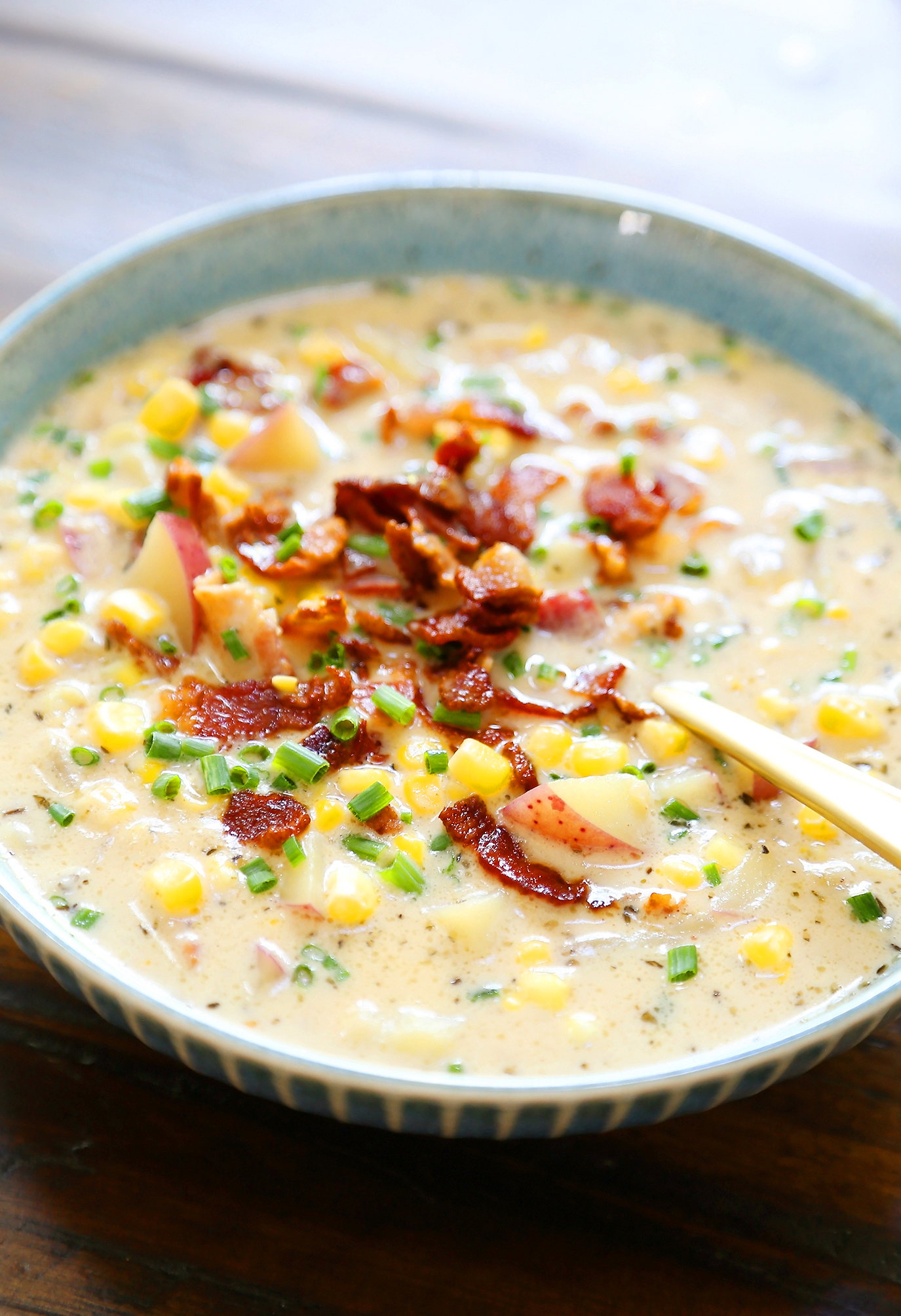 Creamy Corn Chowder with Bacon - Cozy, delicious 30-minute meal. Quick + easy in one pot! thecomfortofcooking.com