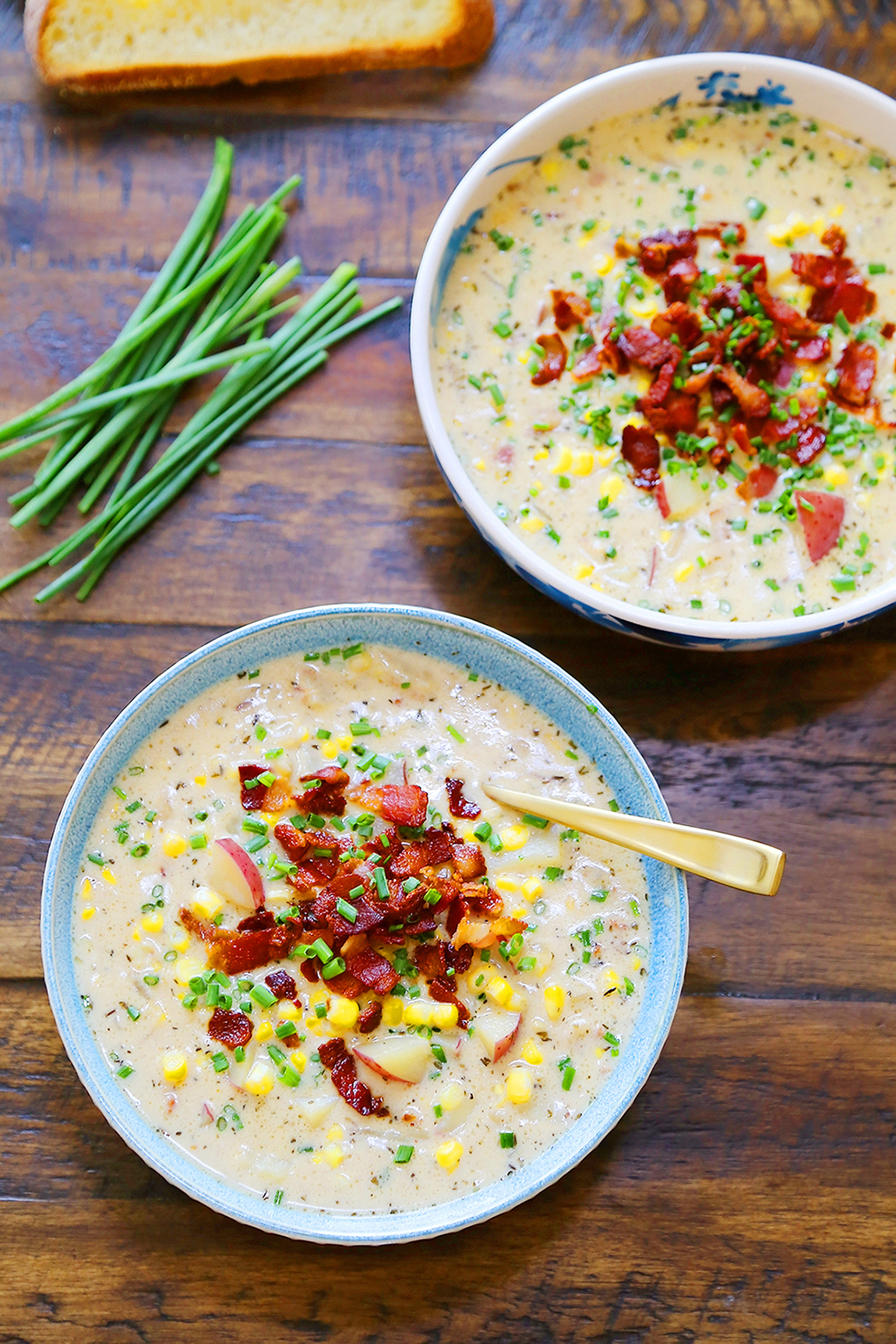 Creamy Corn Chowder with Bacon - Cozy, delicious 30-minute meal. Quick + easy in one pot! thecomfortofcooking.com