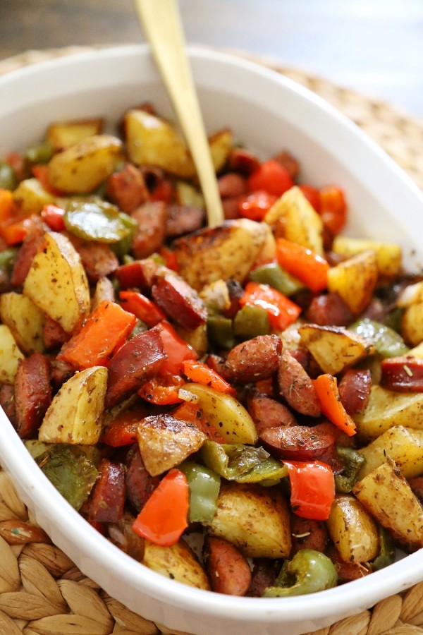 One-Pan Roasted Sausage, Peppers and Potatoes – The Comfort of Cooking