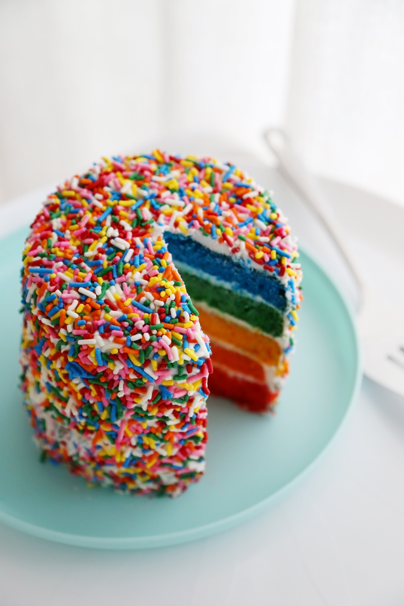 how to make a rainbow shaped cake