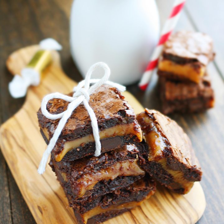 Easy Chocolate Chunk Caramel Brownies