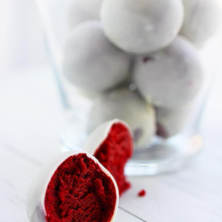 Red Velvet Cream Cheese Cake Truffles