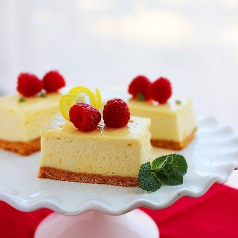 Lemon Cheesecake Bars