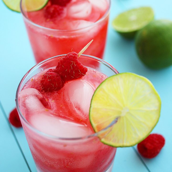 Skinny Sparkling Raspberry Margaritas