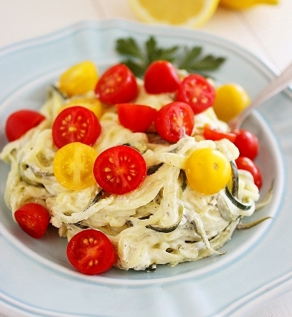 Creamy Lemon Zucchini Noodles with Tomatoes
