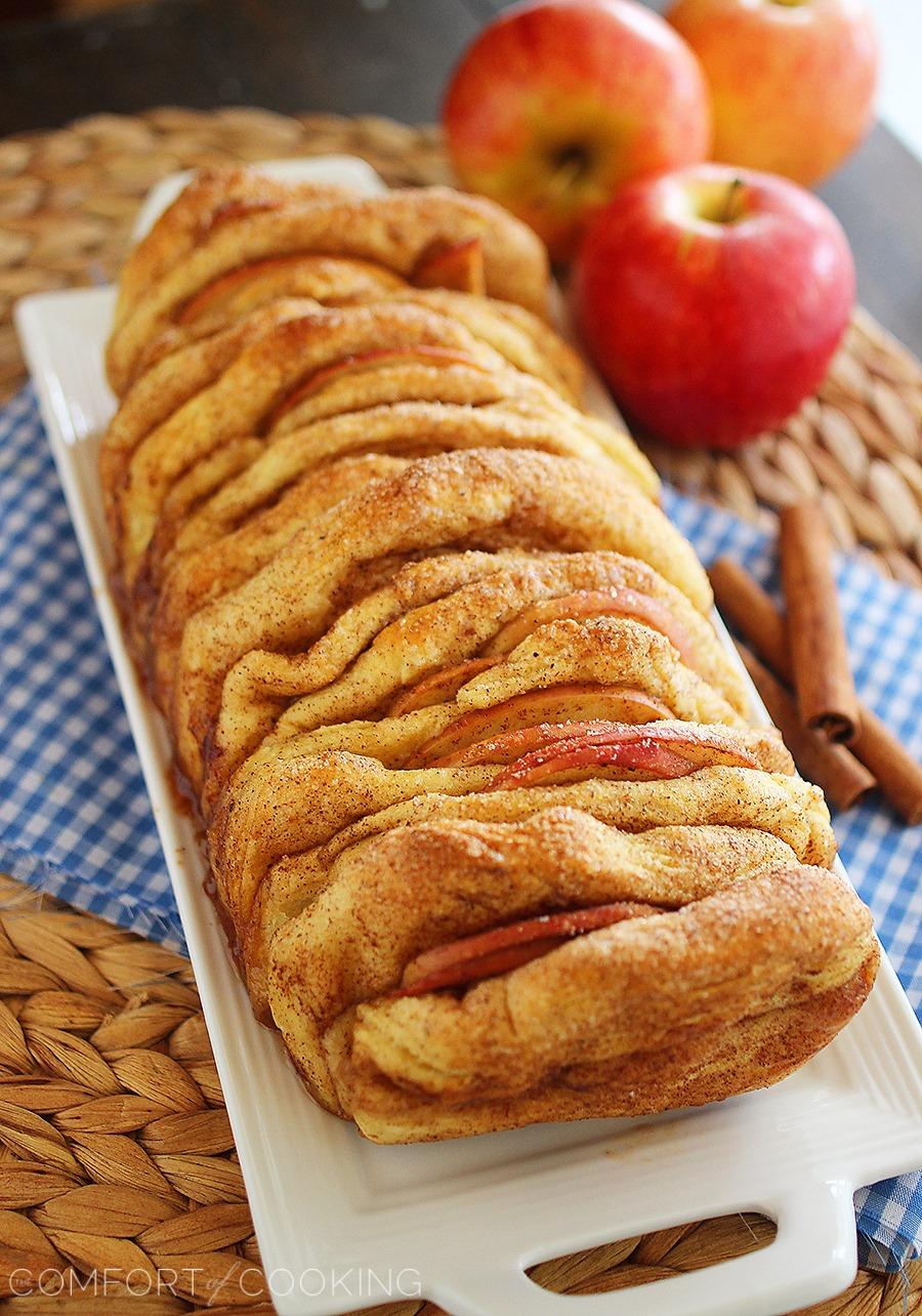 Apple Pie Pull Apart Bread with Vanilla Glaze - The ...