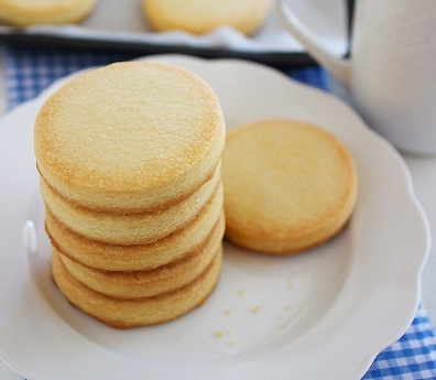 3-Ingredient Shortbread Cookies