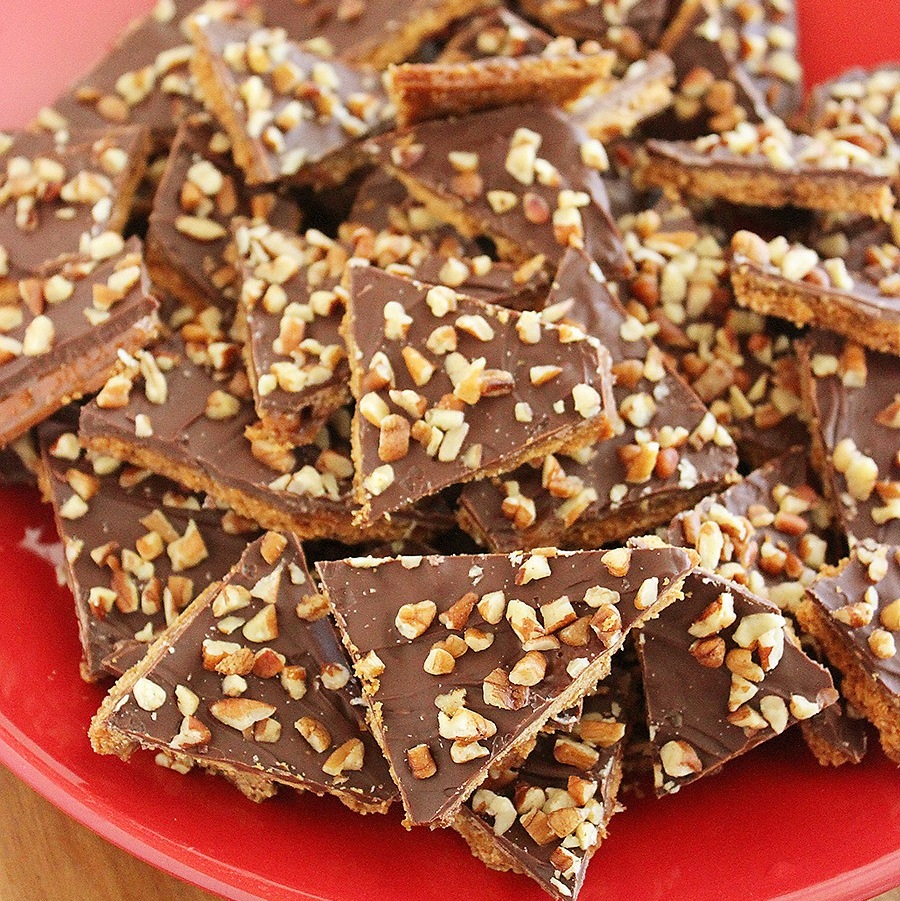 5-Ingredient Graham Cracker Toffee