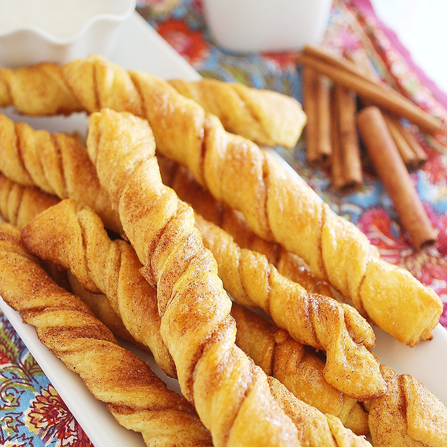 4-Ingredient Cinnamon Roll Twists